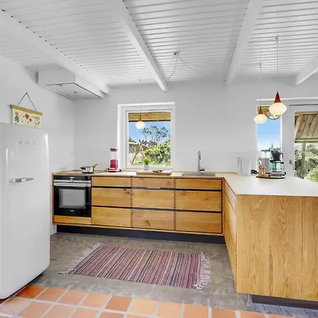 Stunning In With Kitchen Oksbol (Syddanmark)